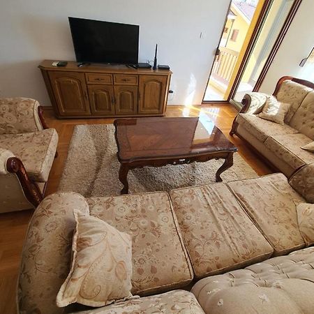 Oksana Apartment Podgorica Kültér fotó